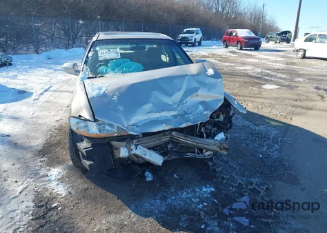 2001 Honda Accord 2.3 Ex z USA, uszkodzony, nr VIN 1HGCG66871A025774